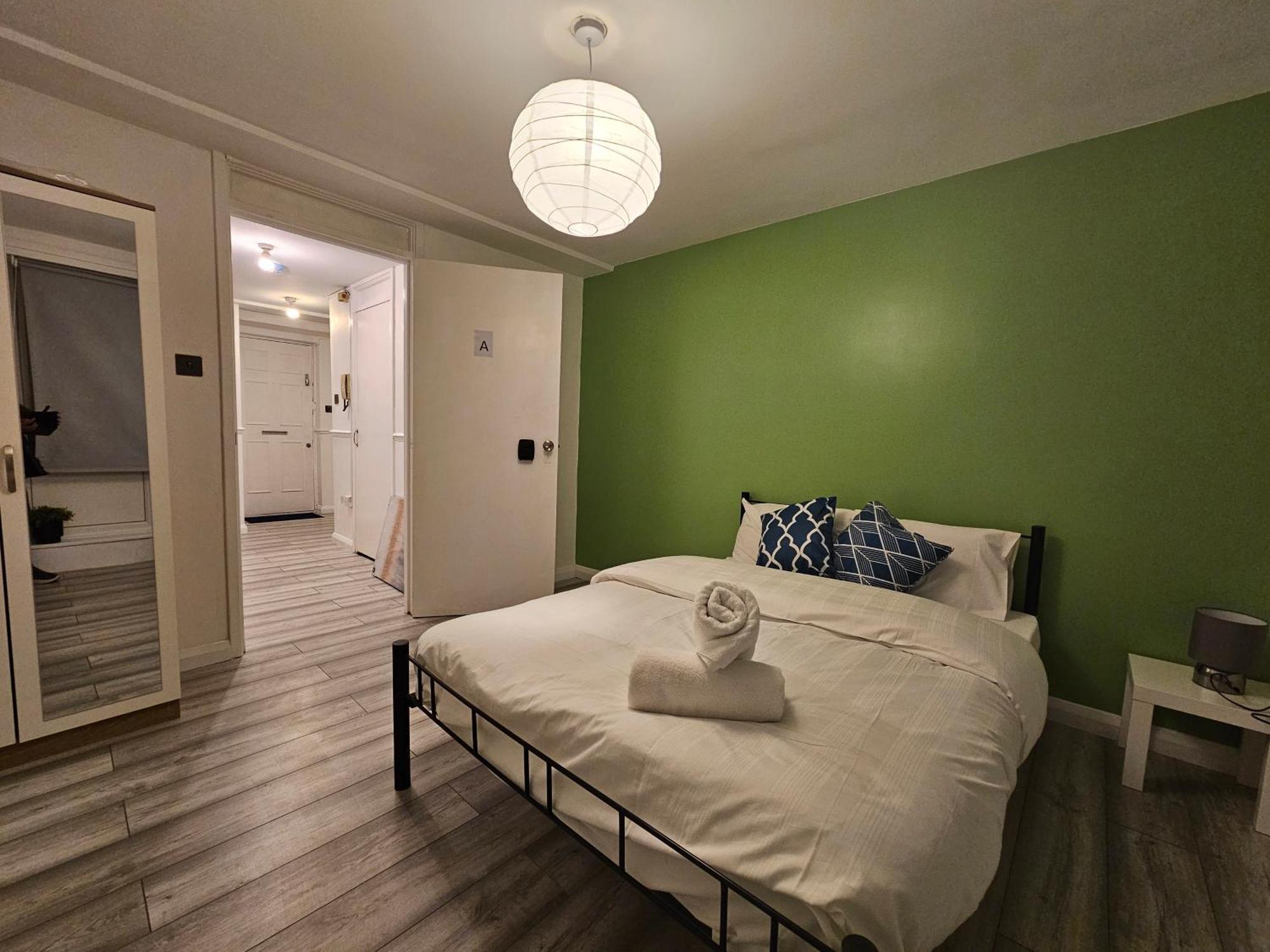 London Mile End Rooms エクステリア 写真